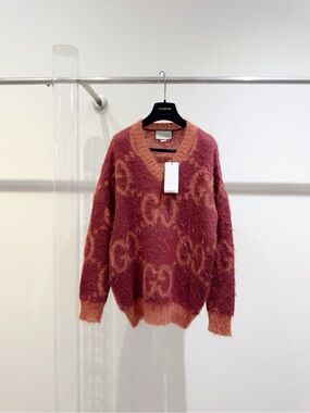 Gucci Women's Pink & Peach Mohair-Blend V-Neck Sweater